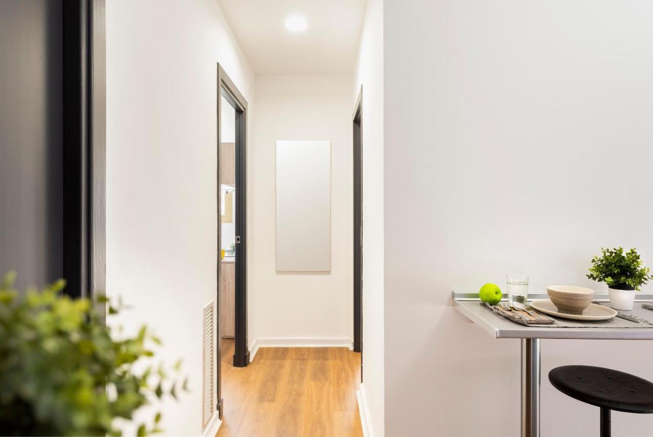 Micampus Armendariz Student Residence Севиля Екстериор снимка